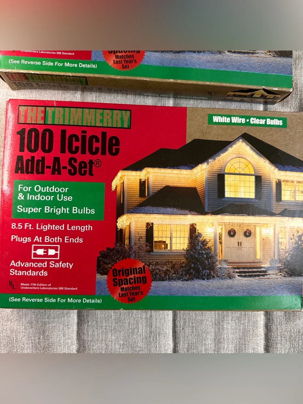 VTG Trimmerry Ultra Bright Icicle Lights 100 Clear Bulbs 8.5 Feet 2 Boxes TESTED